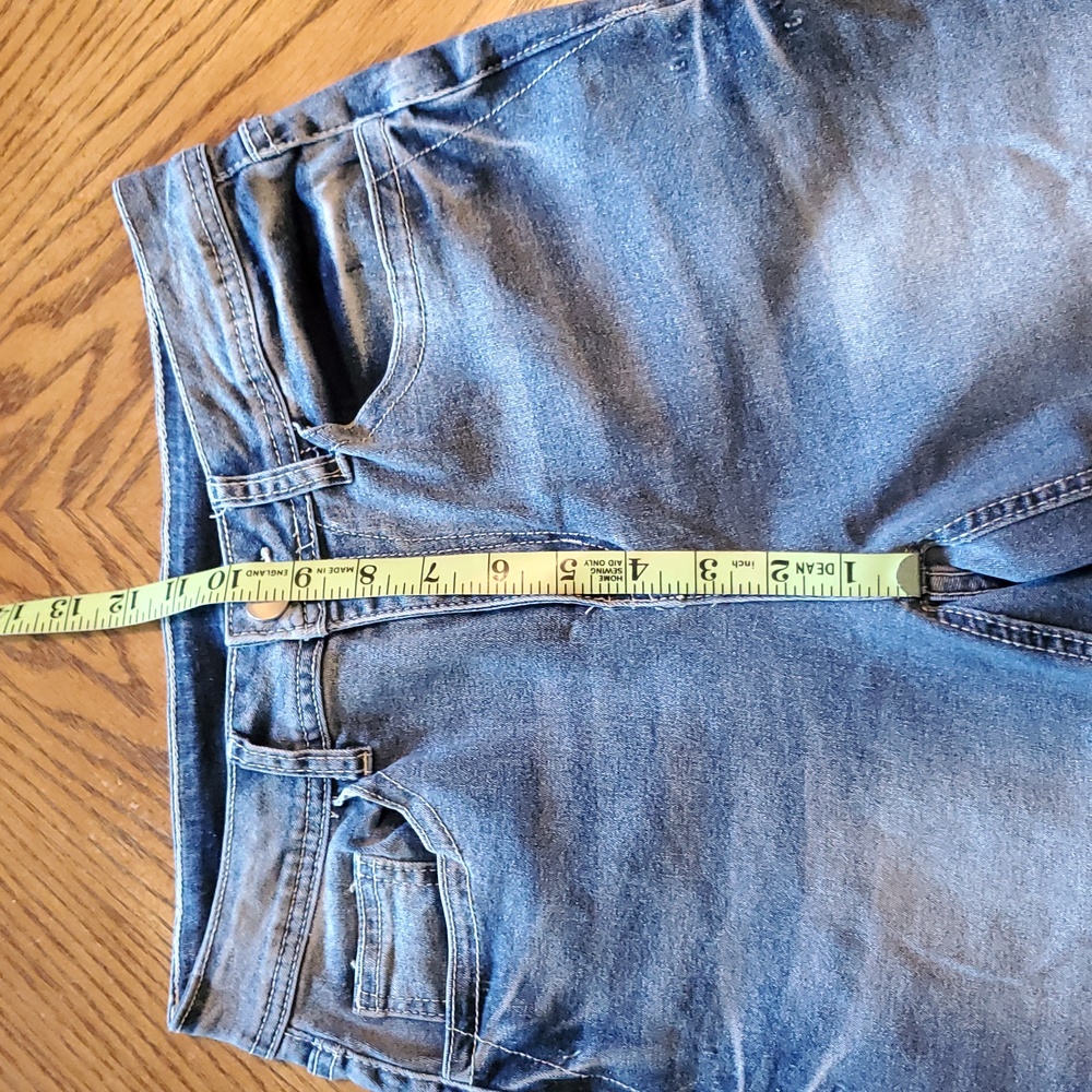 New Jeans - Picture 8 of 10
